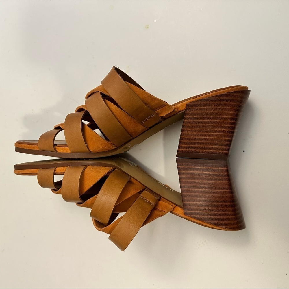 Vince Camuto Women's Deljesta Light Cognac Crisscross Heel Sandals Size 10 - Picture 4 of 12